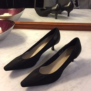 Ellen Tracy dressy black heels